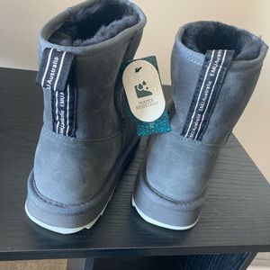 EMU Australia Sharky WaterResistant Sheepskin Boot
